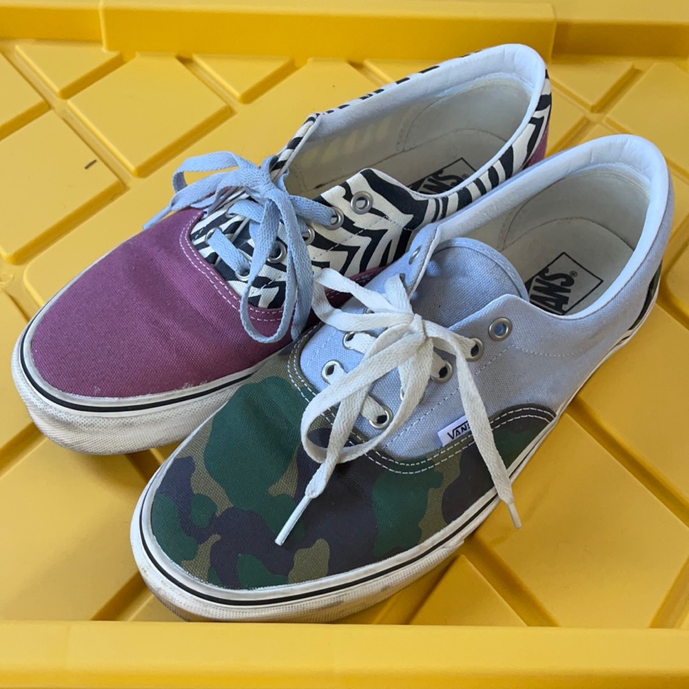 Men’s/Women’s Mix Matched Vans